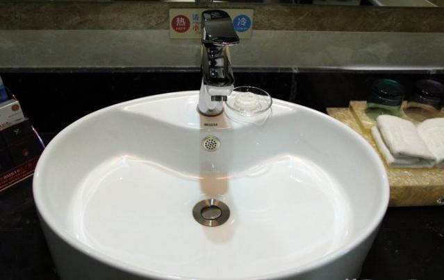 Jinan Yue Ming Xuan Hotel Цзинань Экстерьер фото